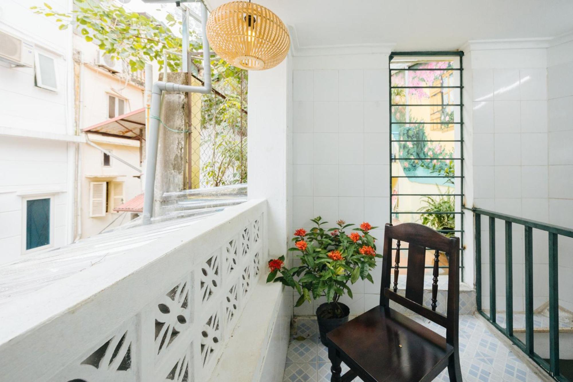 Homestay And Eggcoffee Central Hanoi Old Quarter Exterior foto
