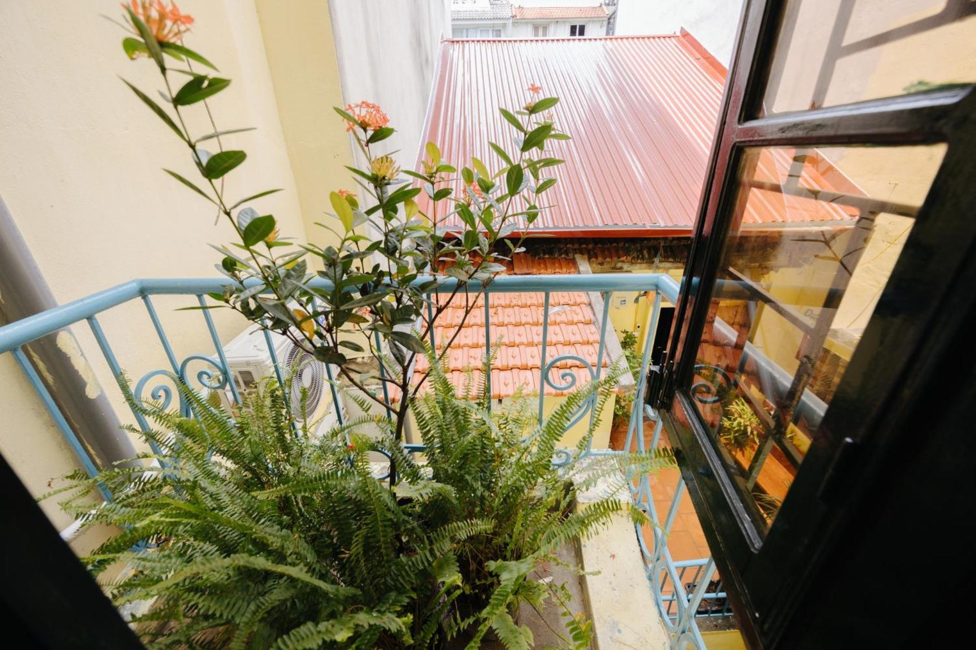 Homestay And Eggcoffee Central Hanoi Old Quarter Exterior foto